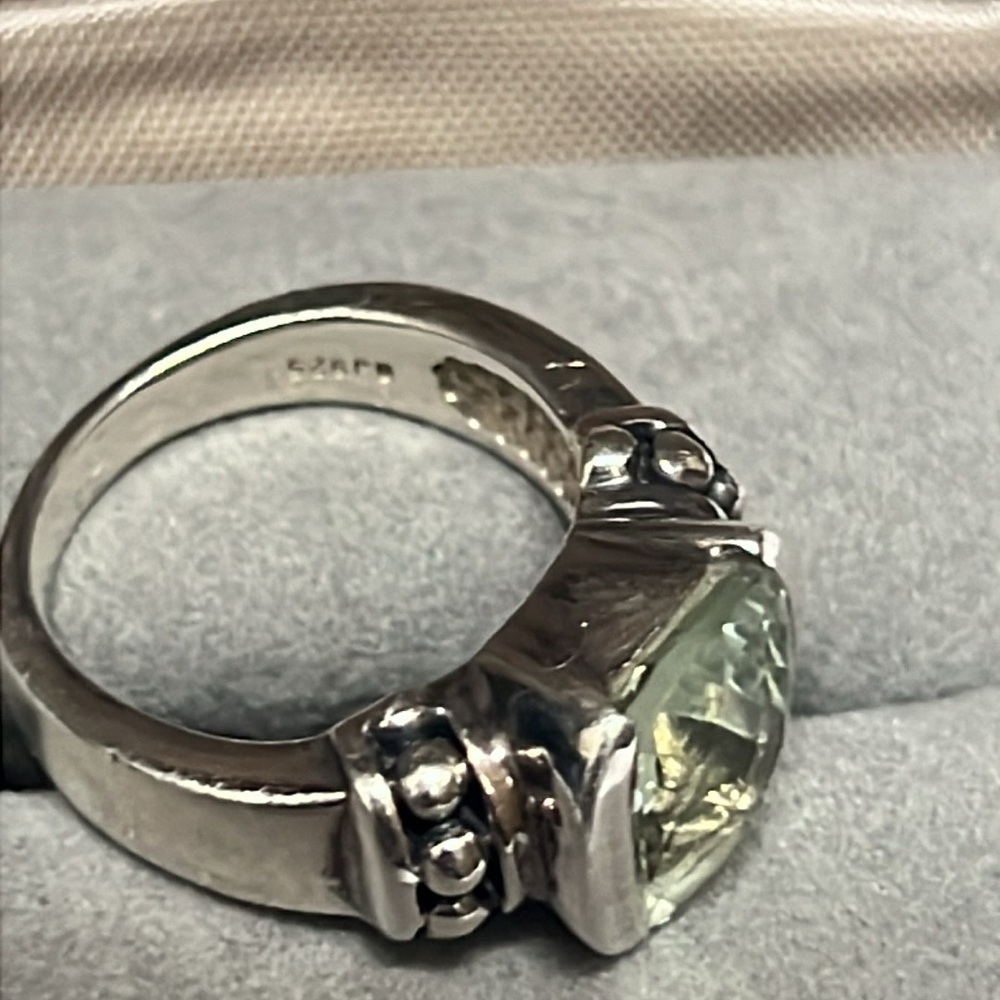 Ring - Picture 3 of 10